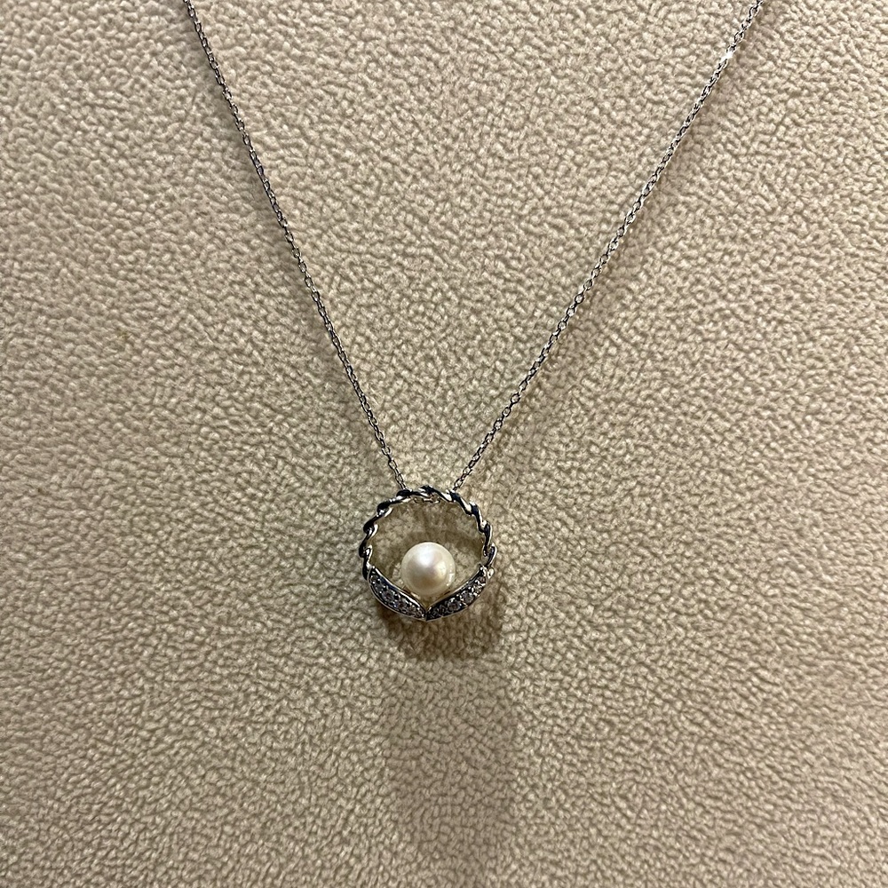 Vantel Pearls - Blitz and Bling